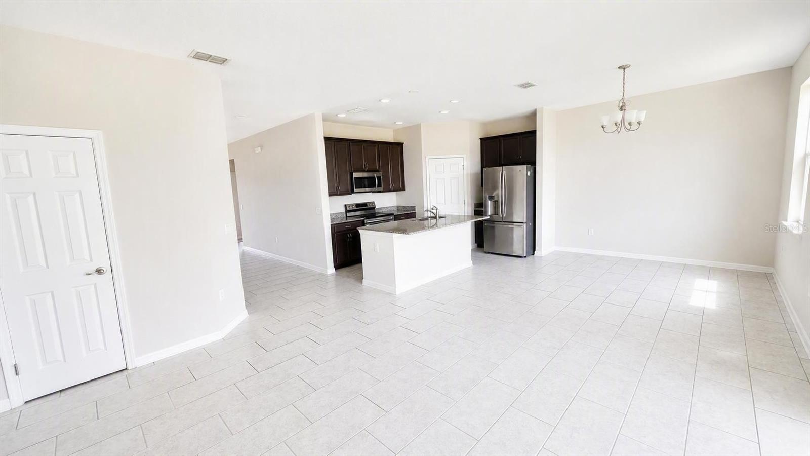 LAKE DENHAM ESTATES - Residential