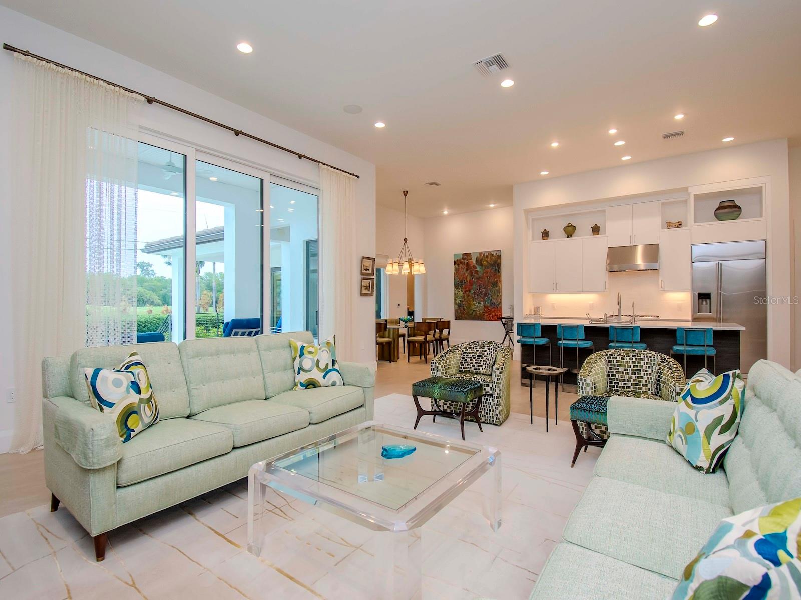SNELL ISLE SHORES - Residential