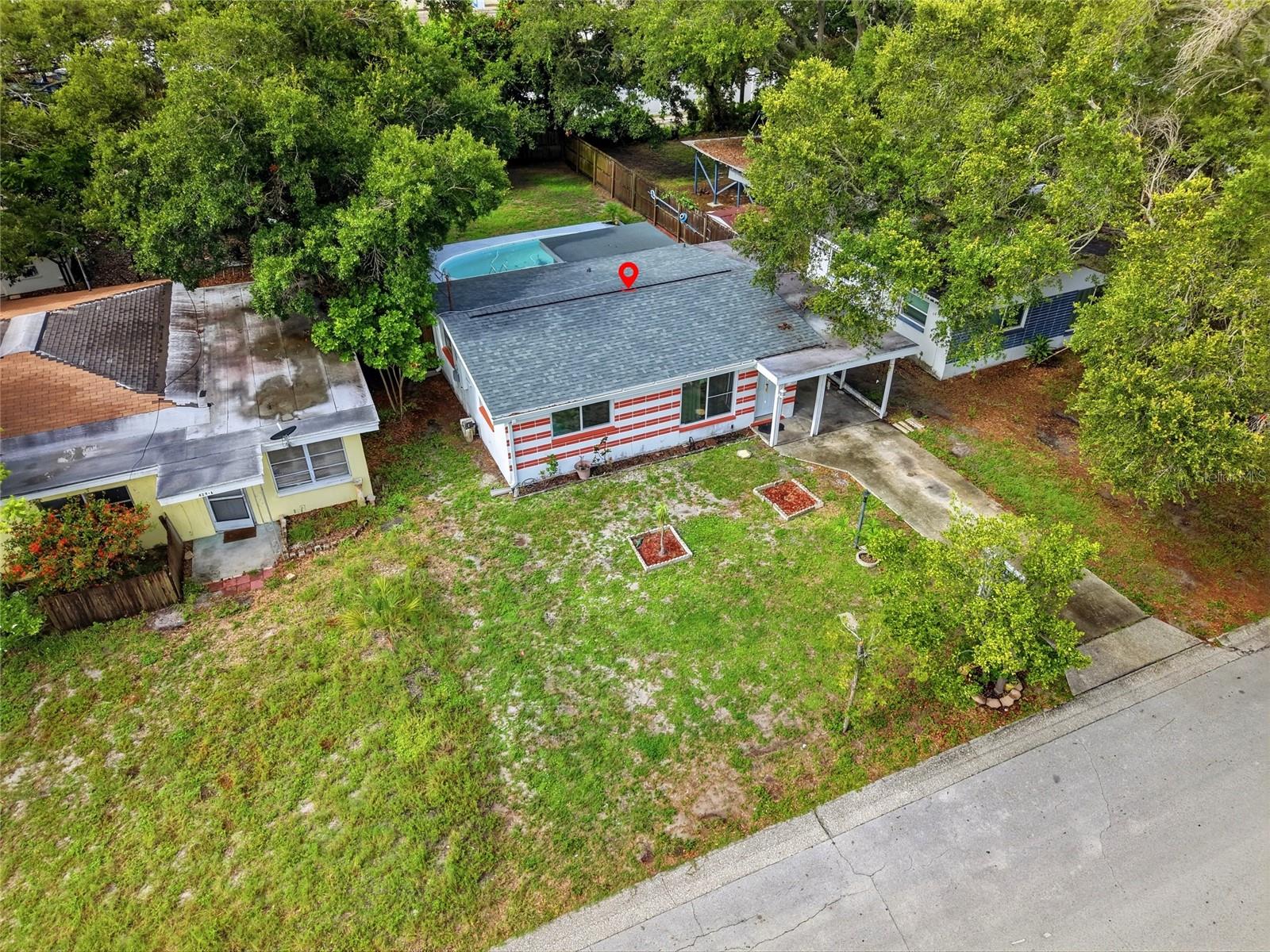 ROOSEVELT GROVES - Residential
