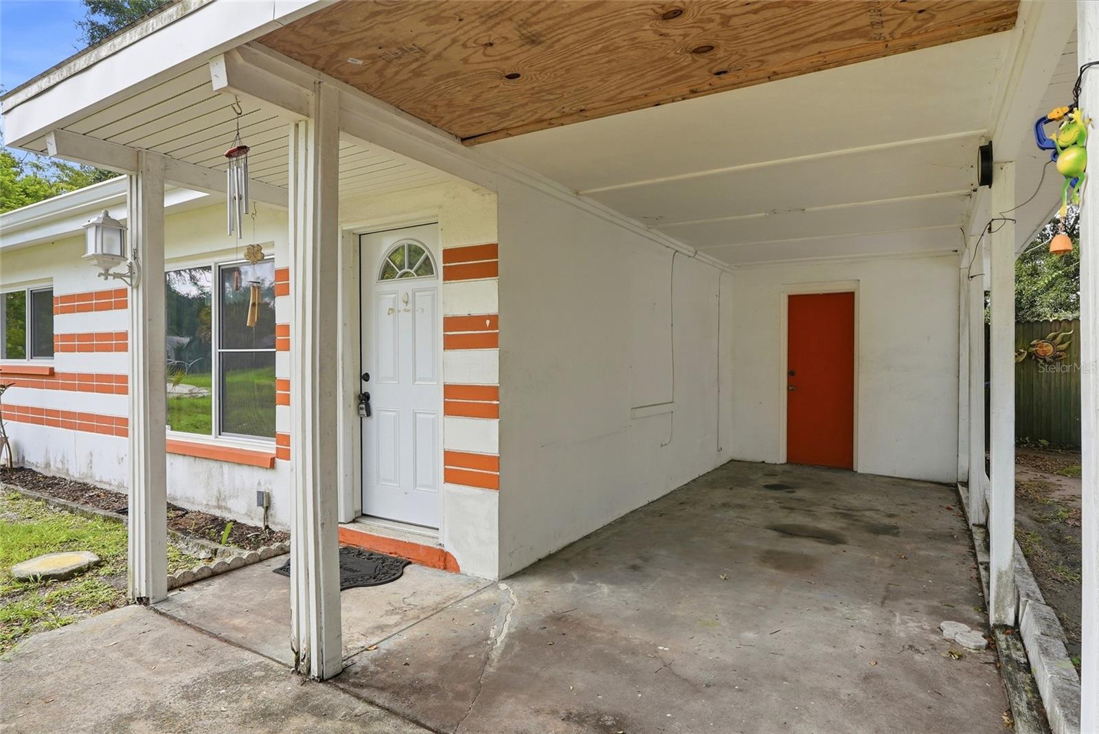 ROOSEVELT GROVES - Residential