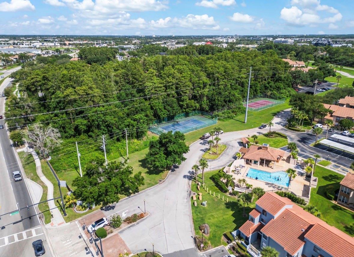 TOWNES SOUTHGATE CONDO PH D - Residential