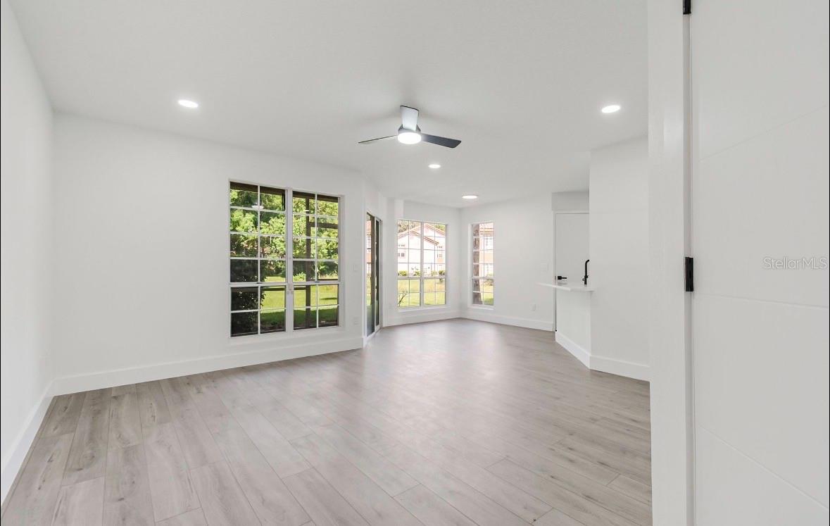TOWNES SOUTHGATE CONDO PH D - Residential