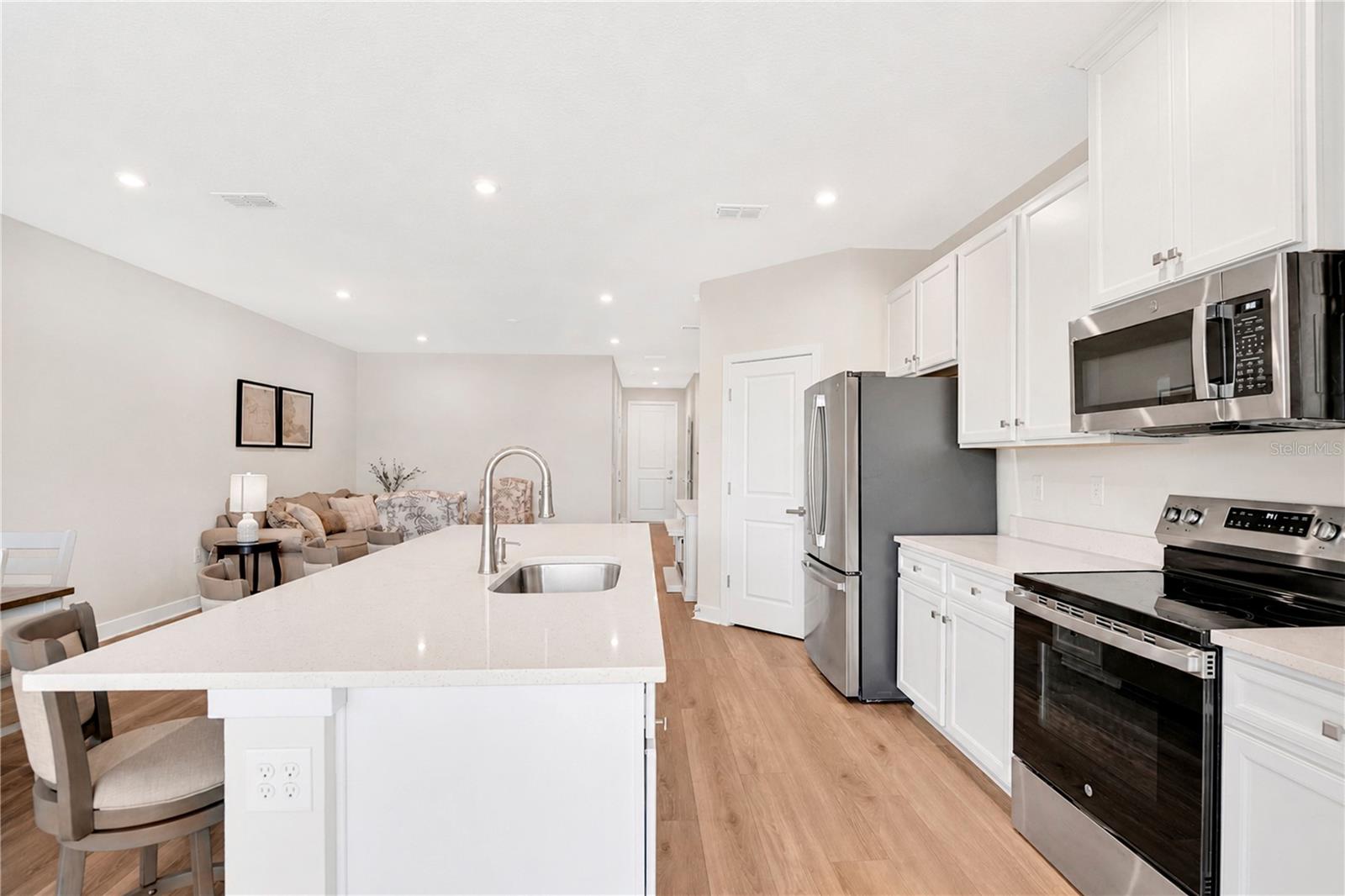SEMINOLE PALMS - Residential
