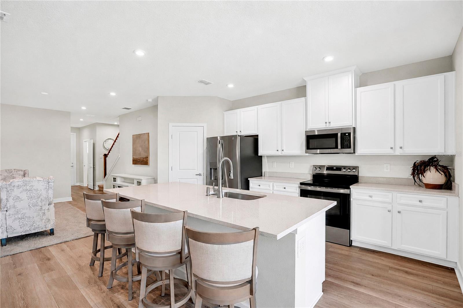 SEMINOLE PALMS - Residential