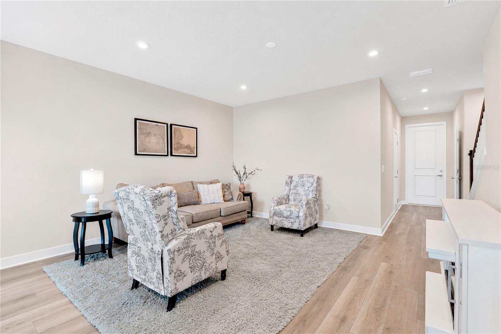 SEMINOLE PALMS - Residential