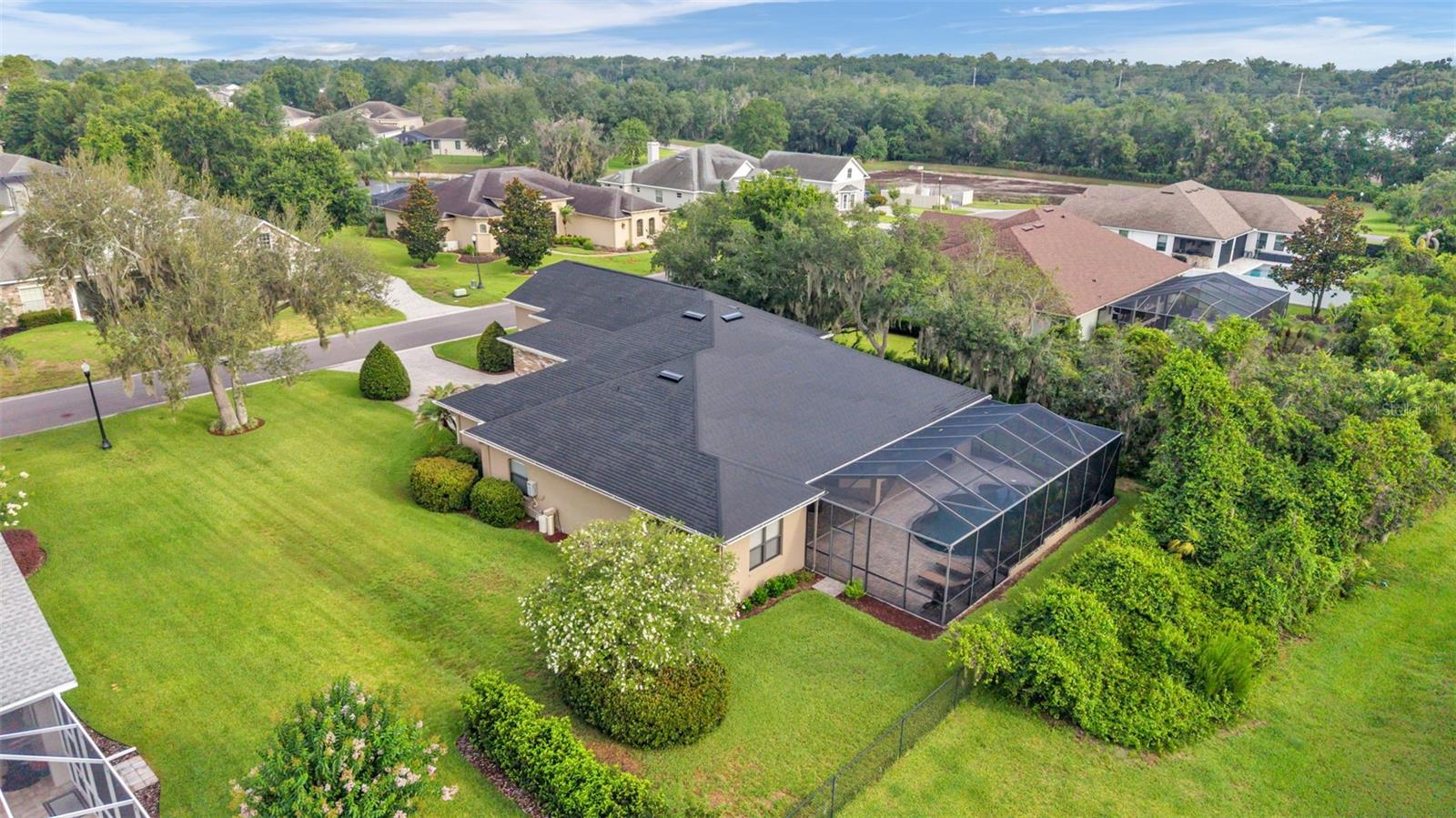 HIGHLANDS IN THE WOODS - Residential