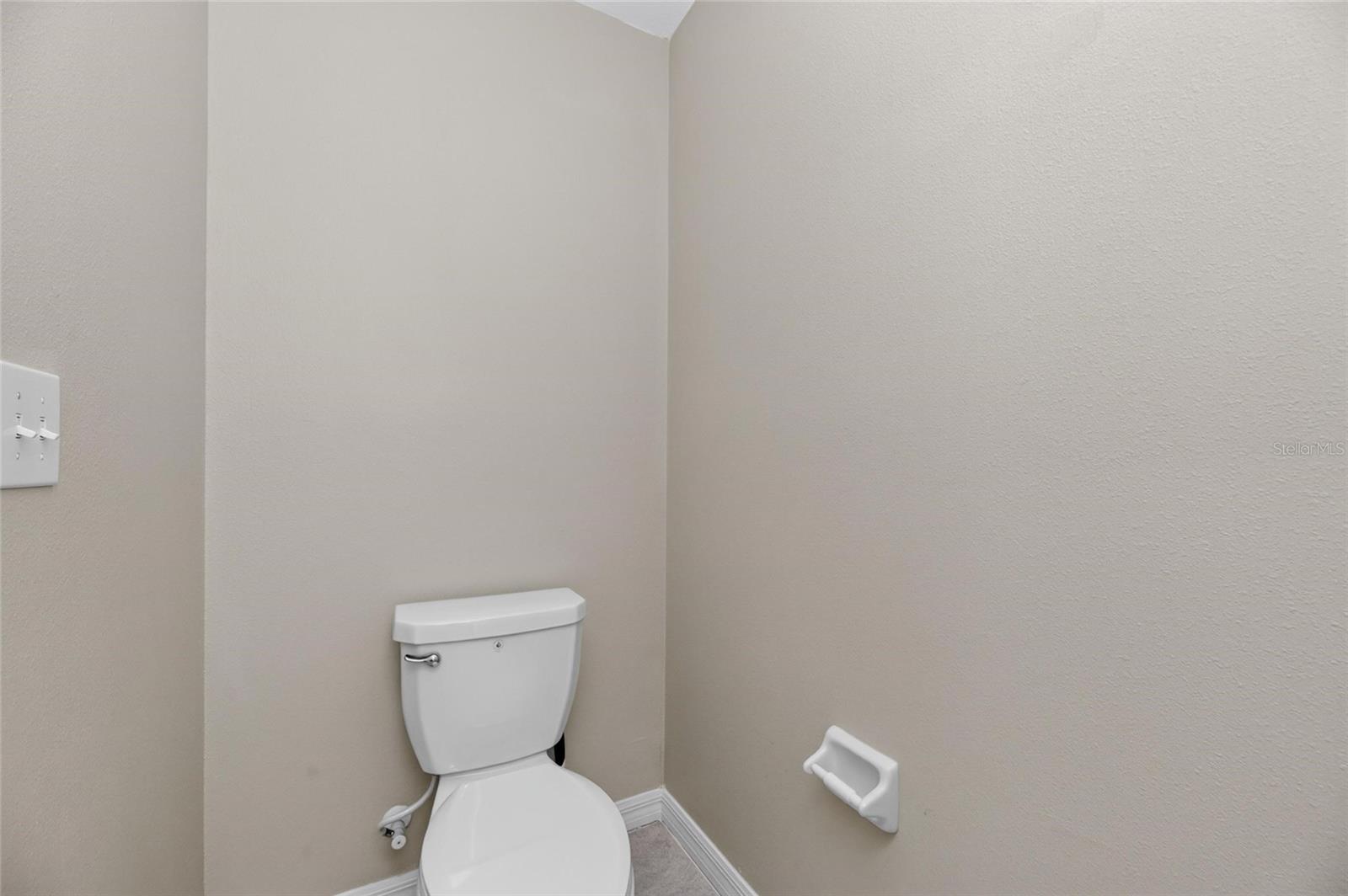 PALM RIVER TWNHMS PH 1 - Residential Lease