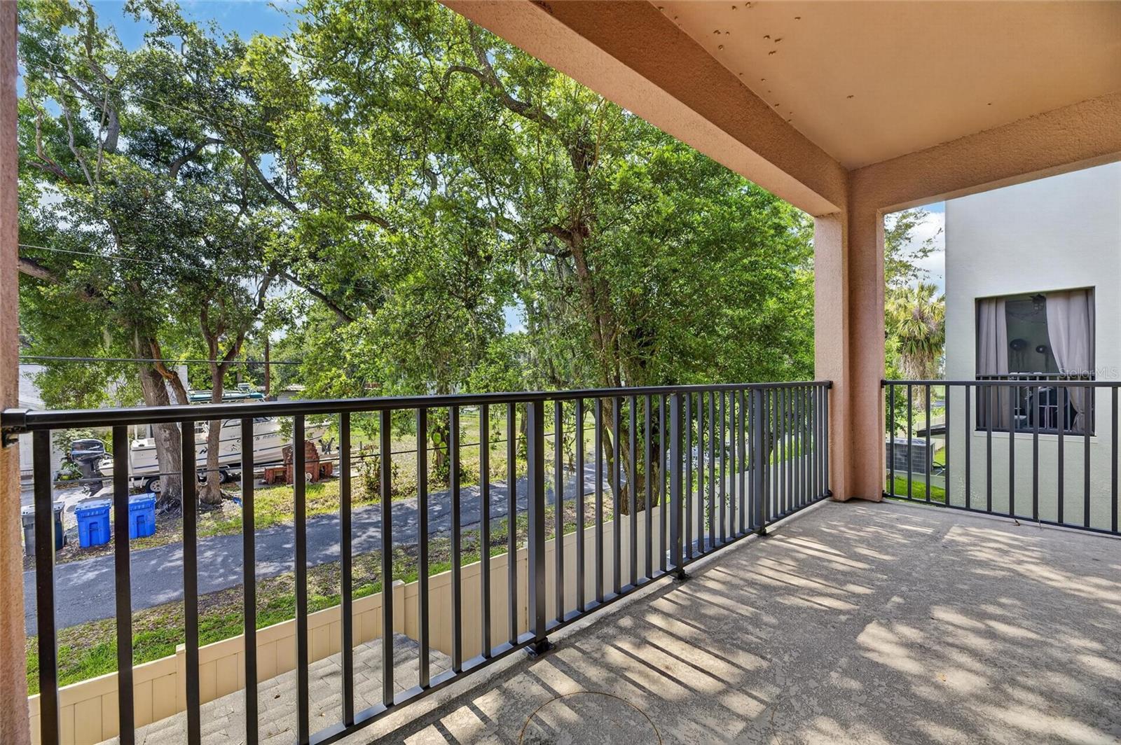 PALM RIVER TWNHMS PH 1 - Residential Lease