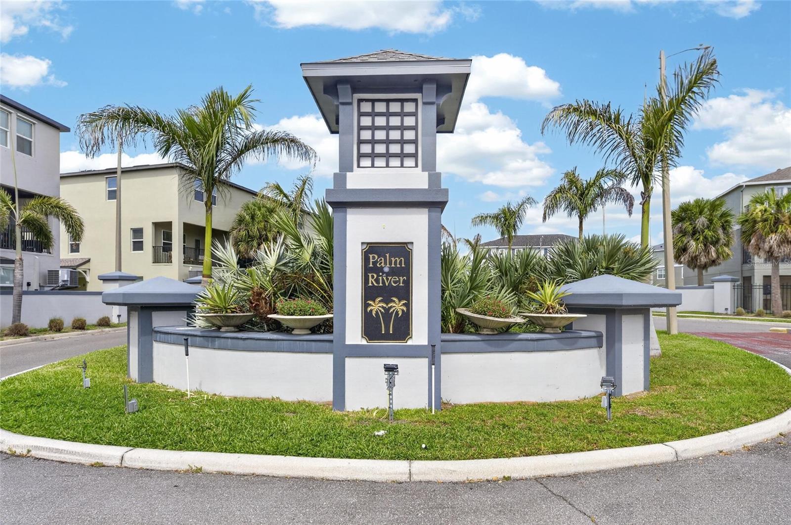 PALM RIVER TWNHMS PH 1 - Residential Lease