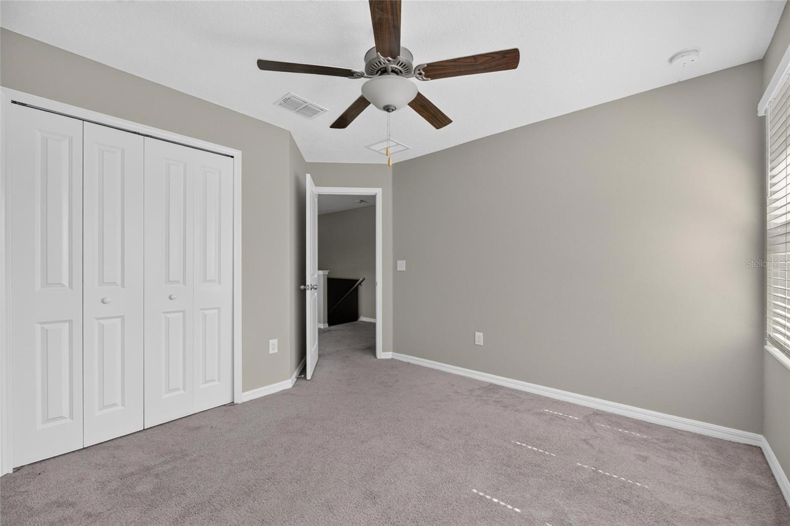 PALM RIVER TWNHMS PH 1 - Residential Lease