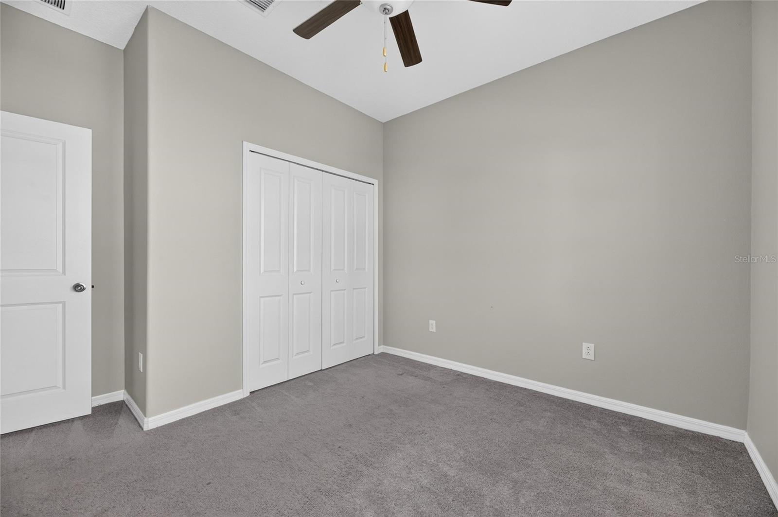 PALM RIVER TWNHMS PH 1 - Residential Lease