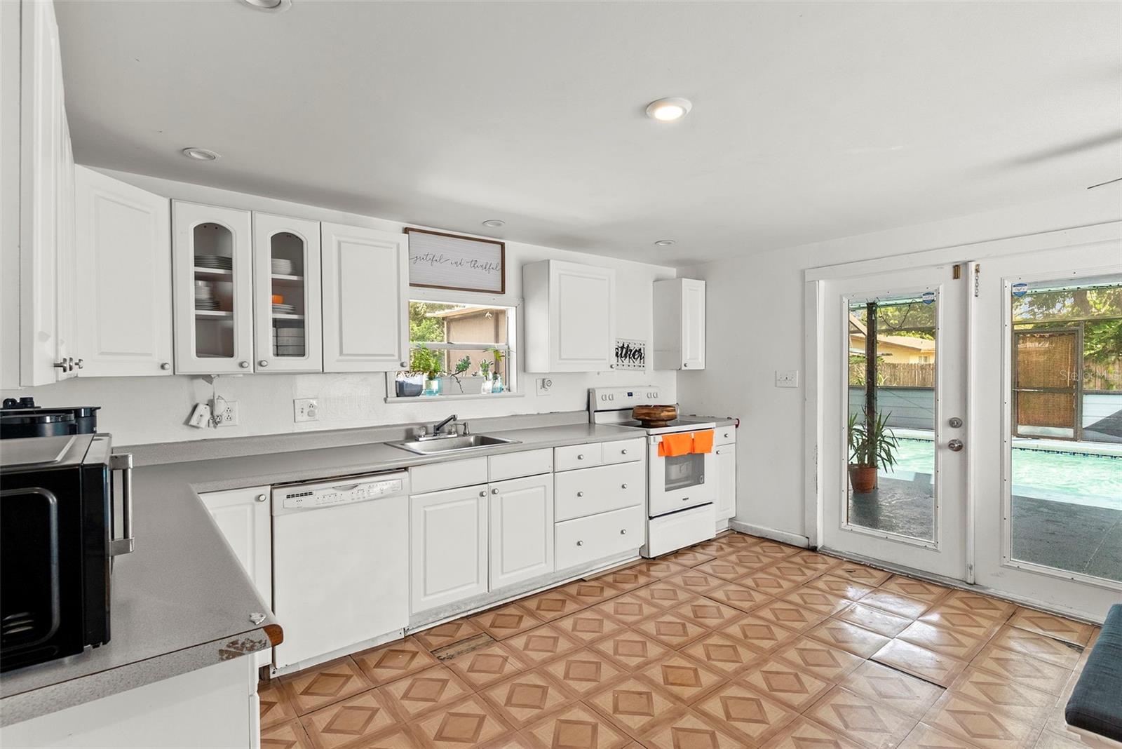 DEER LAKE TERRACE SUB - Residential