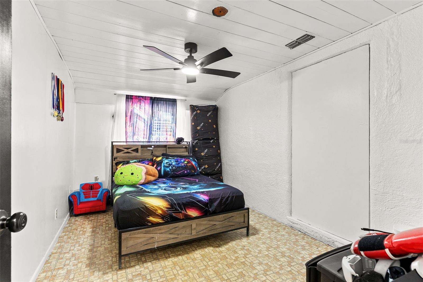 DEER LAKE TERRACE SUB - Residential