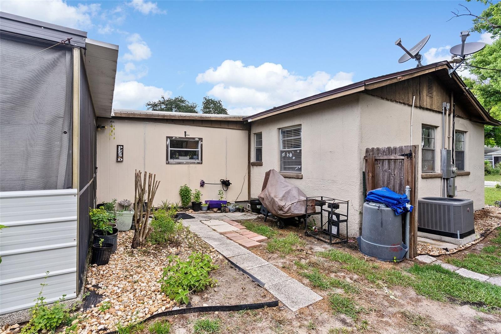DEER LAKE TERRACE SUB - Residential