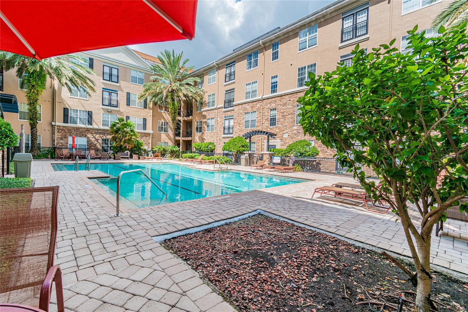 VILLA SONOMA AT INTERNATIONAL - Residential