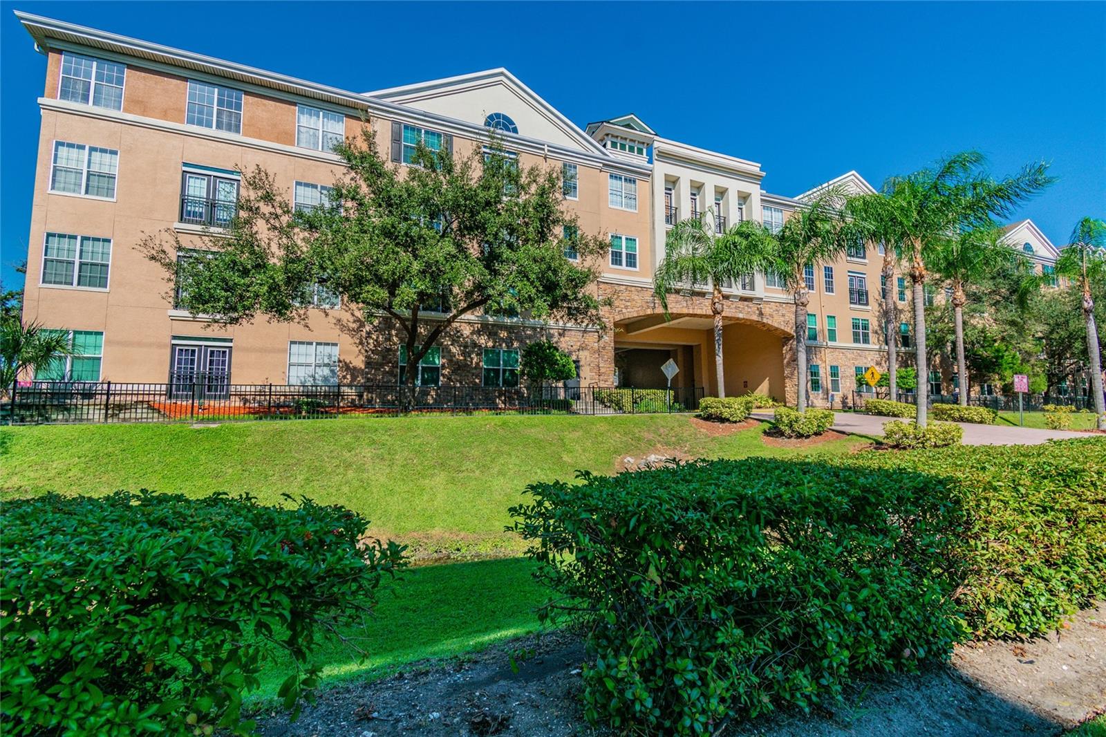 VILLA SONOMA AT INTERNATIONAL - Residential