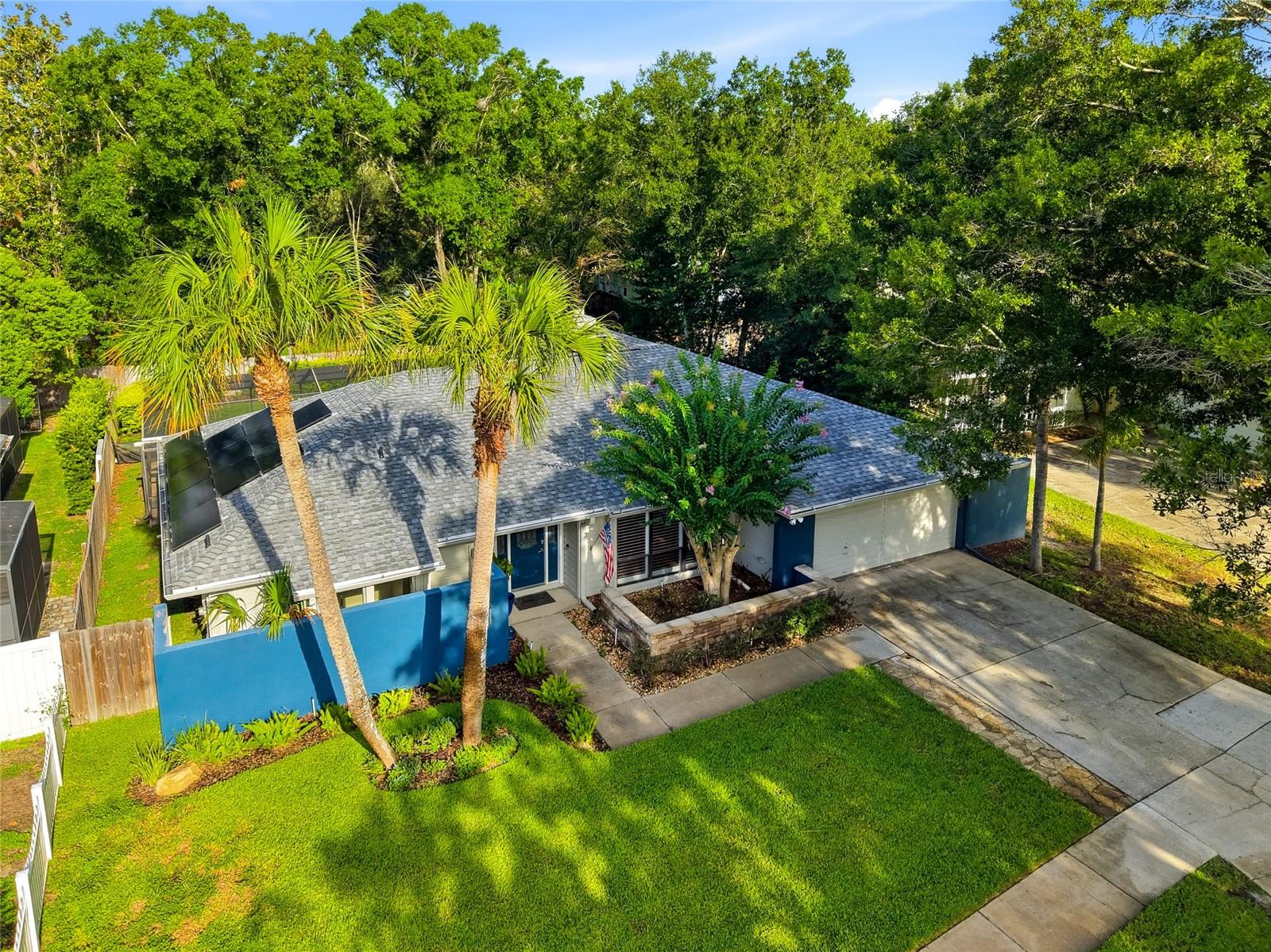 HAMPTON VILLAGE - Residential