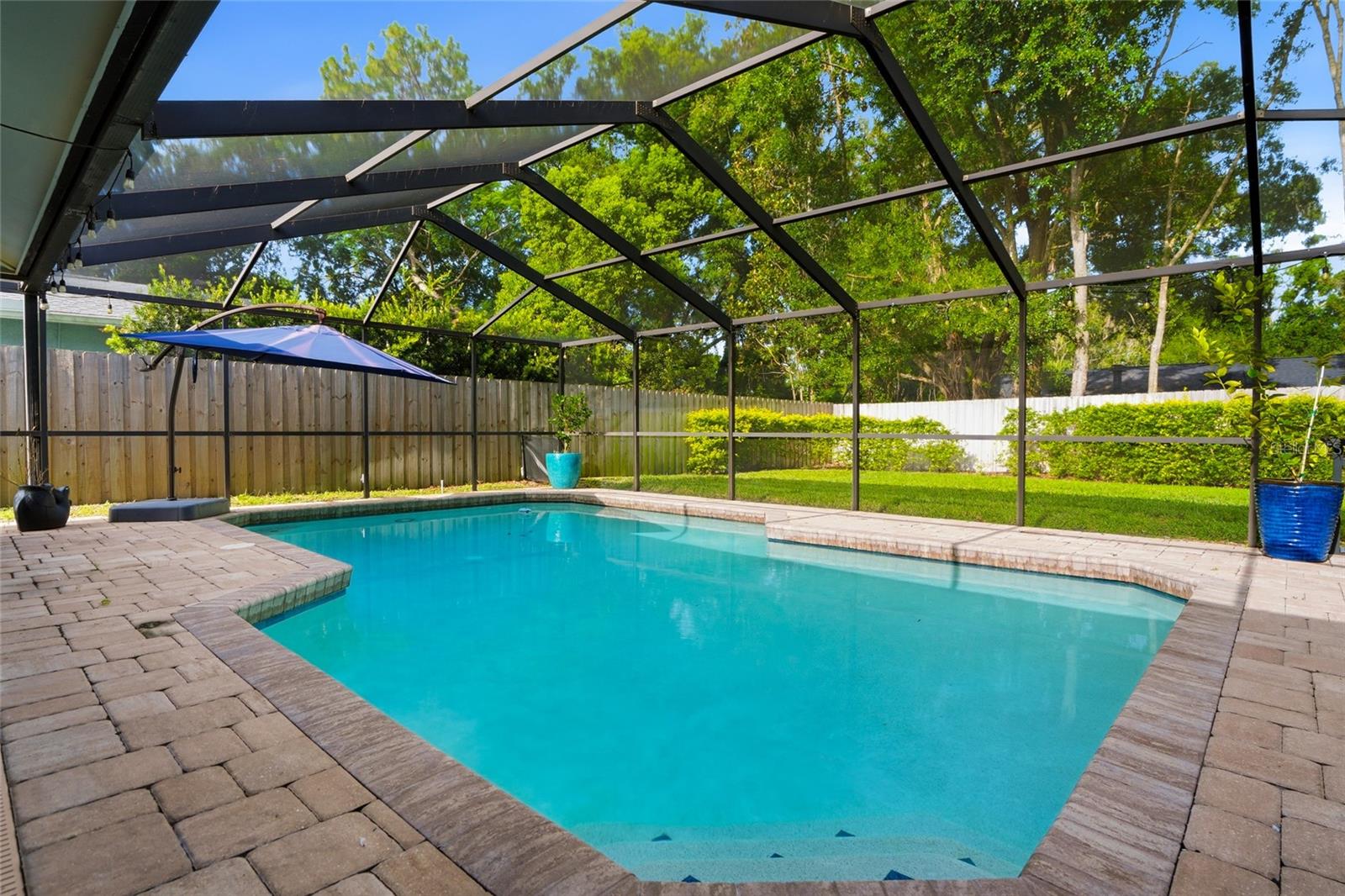 HAMPTON VILLAGE - Residential