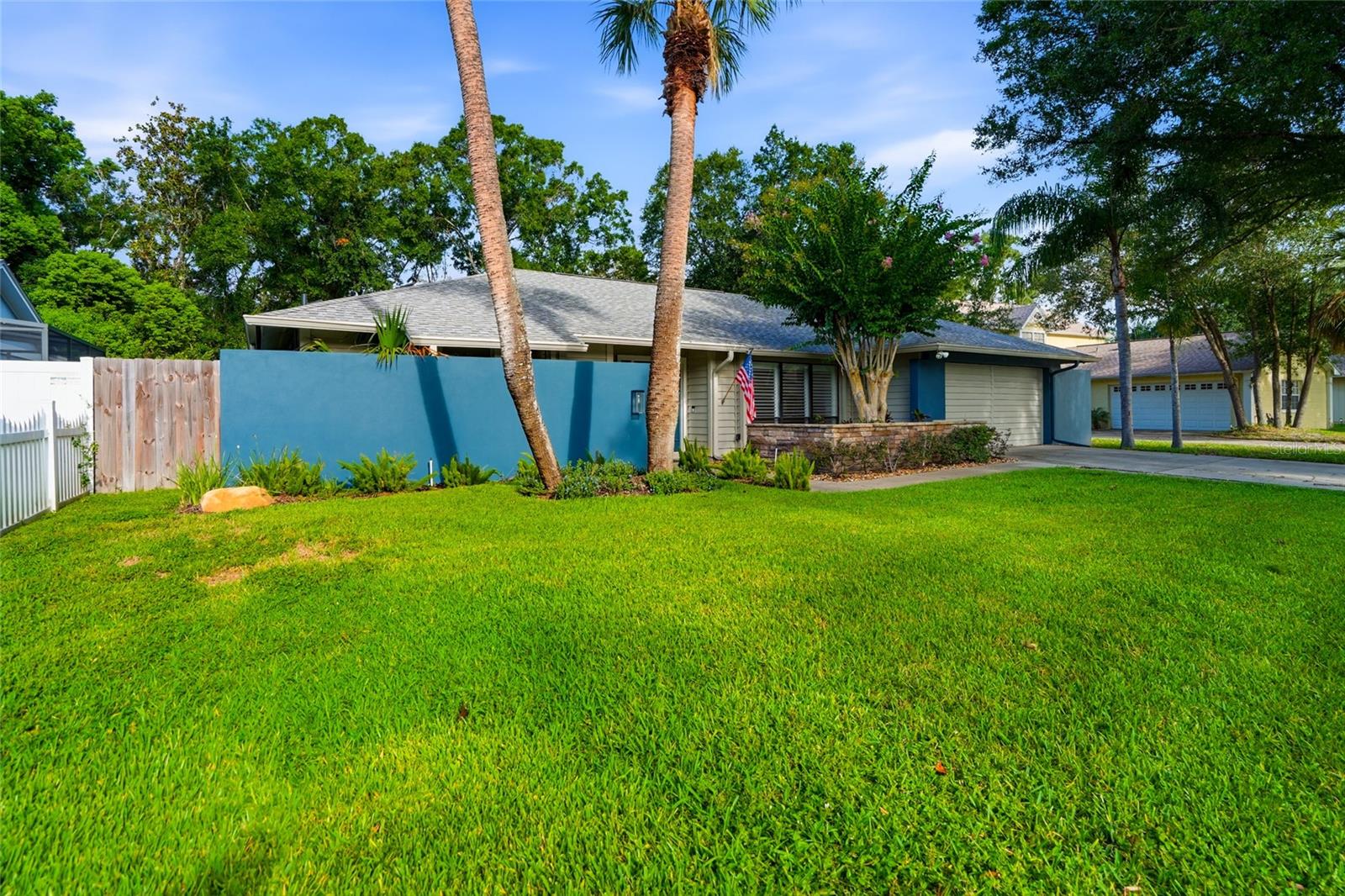 HAMPTON VILLAGE - Residential
