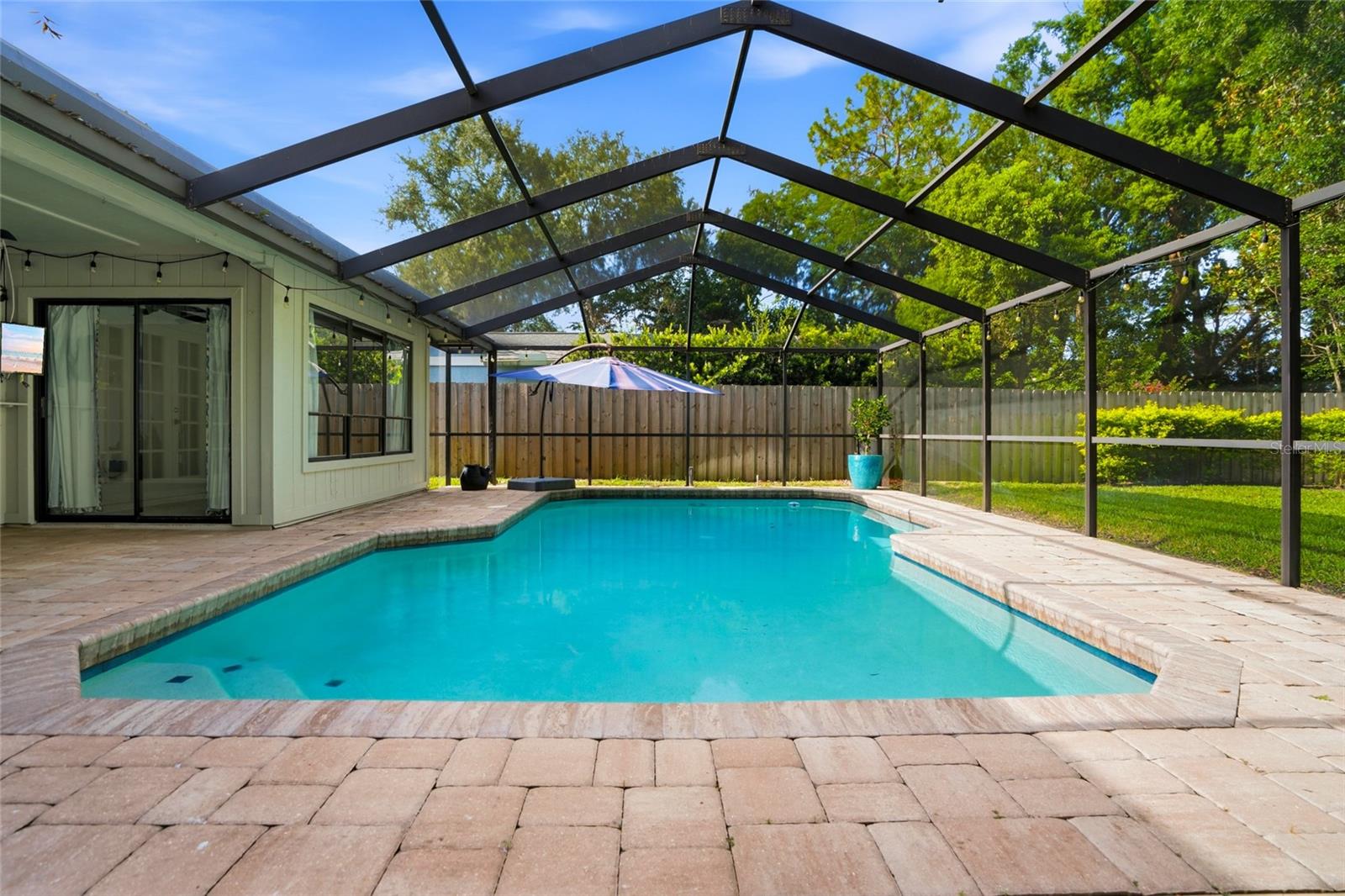 HAMPTON VILLAGE - Residential