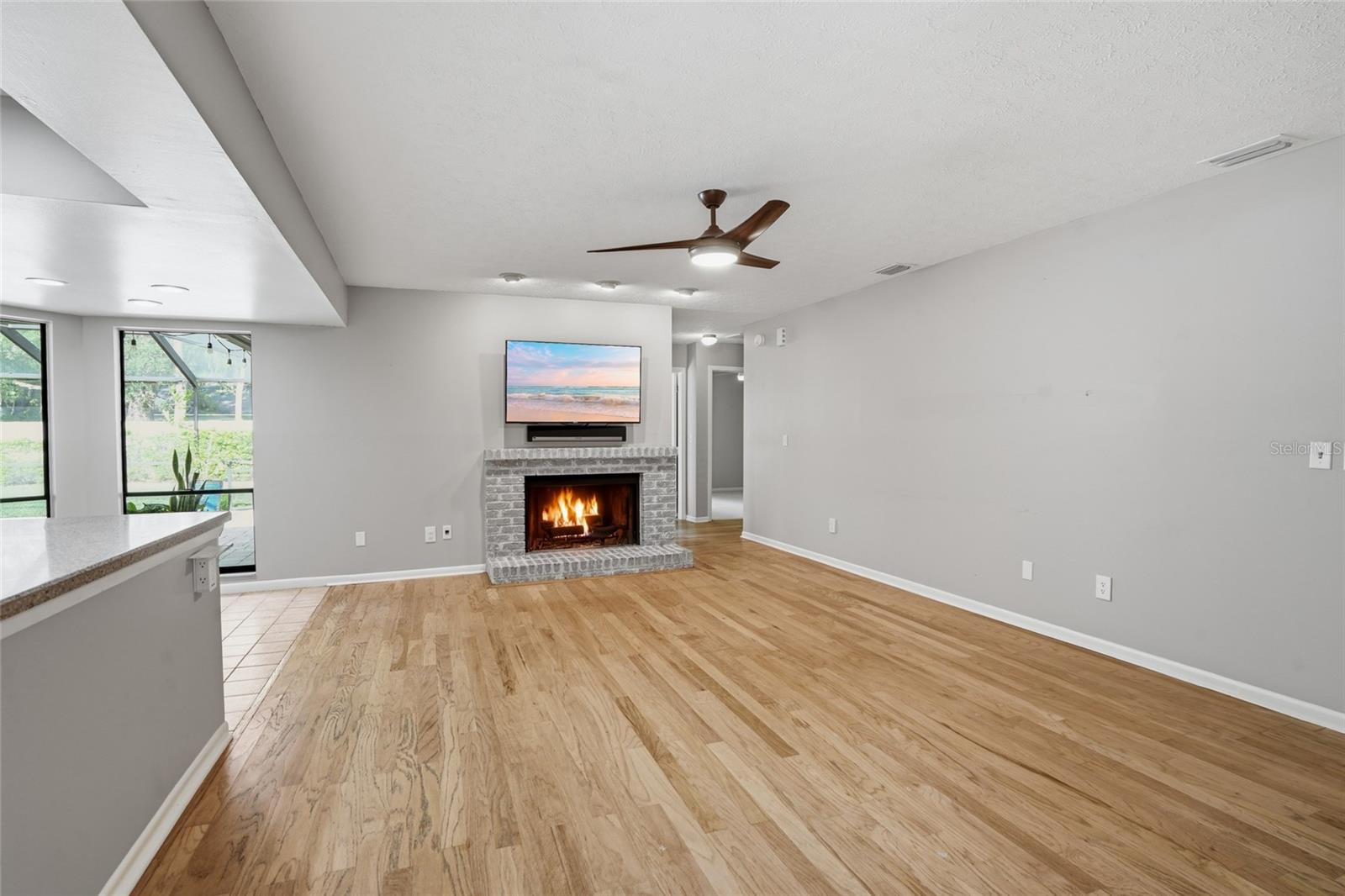 HAMPTON VILLAGE - Residential