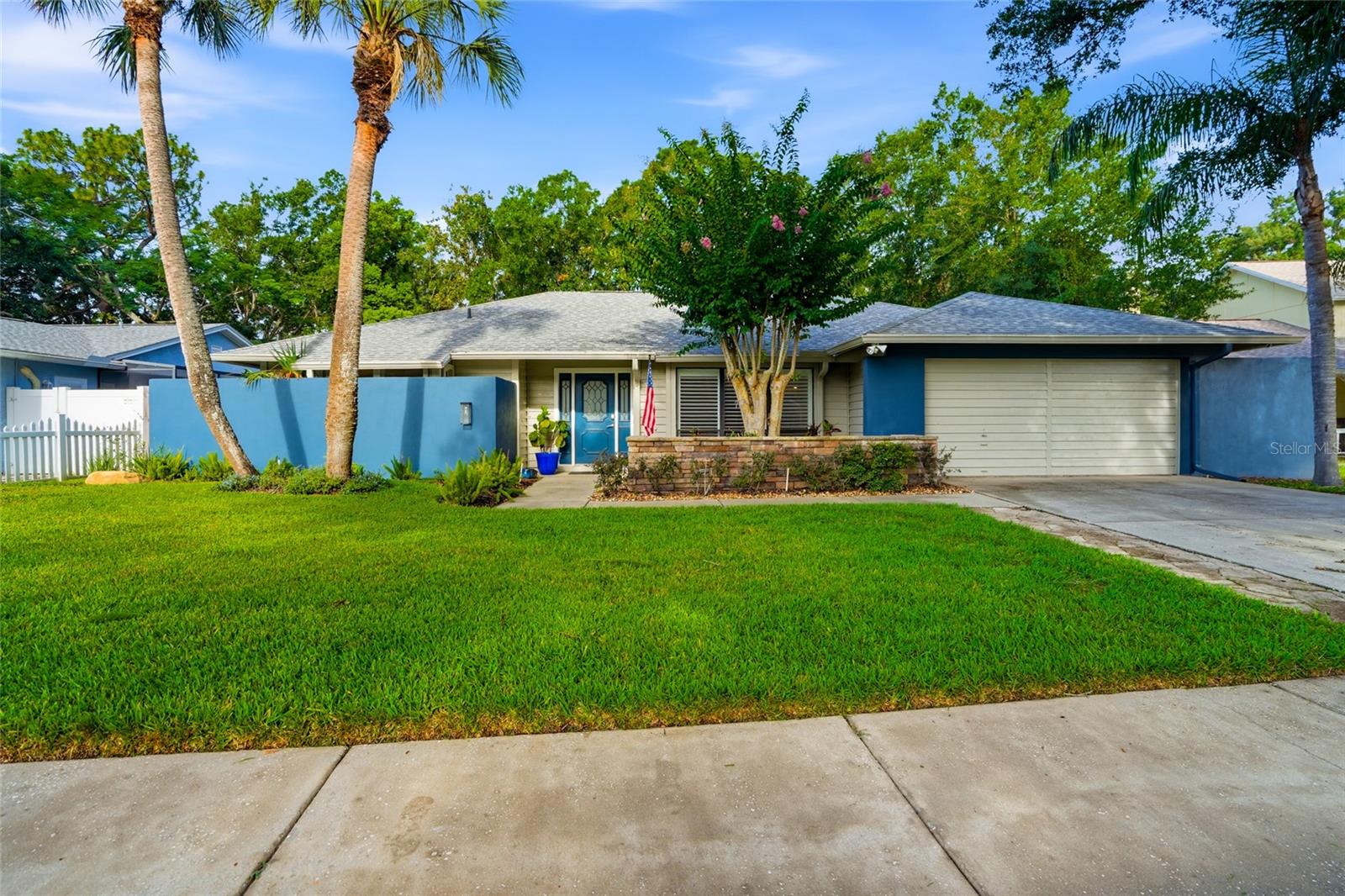 HAMPTON VILLAGE - Residential