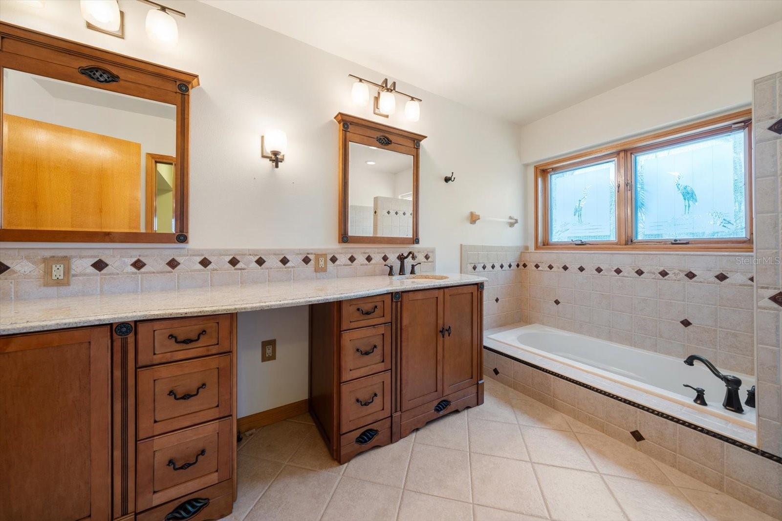 HARBOR BLUFFS SEC 2 - Residential
