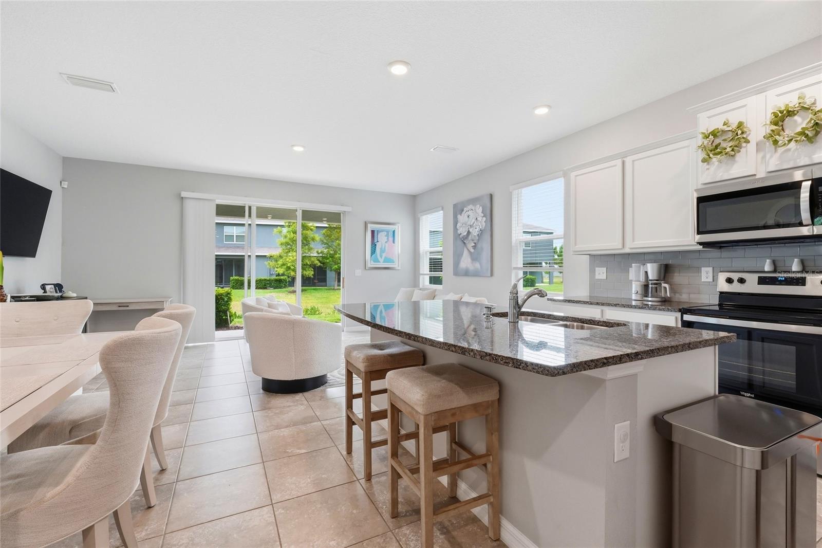 LANDING PH 1 - Residential