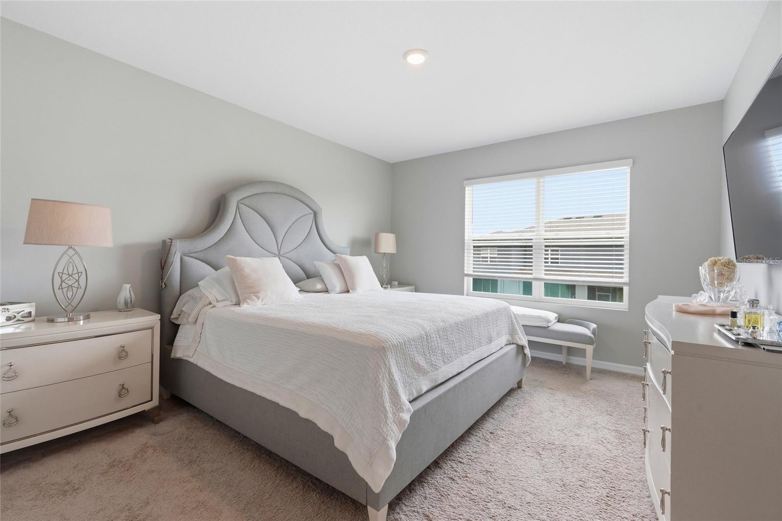 LANDING PH 1 - Residential
