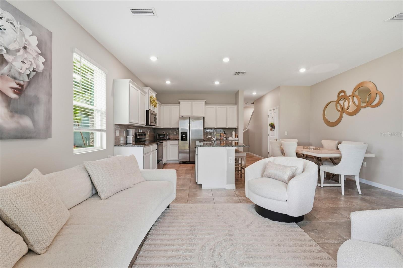 LANDING PH 1 - Residential