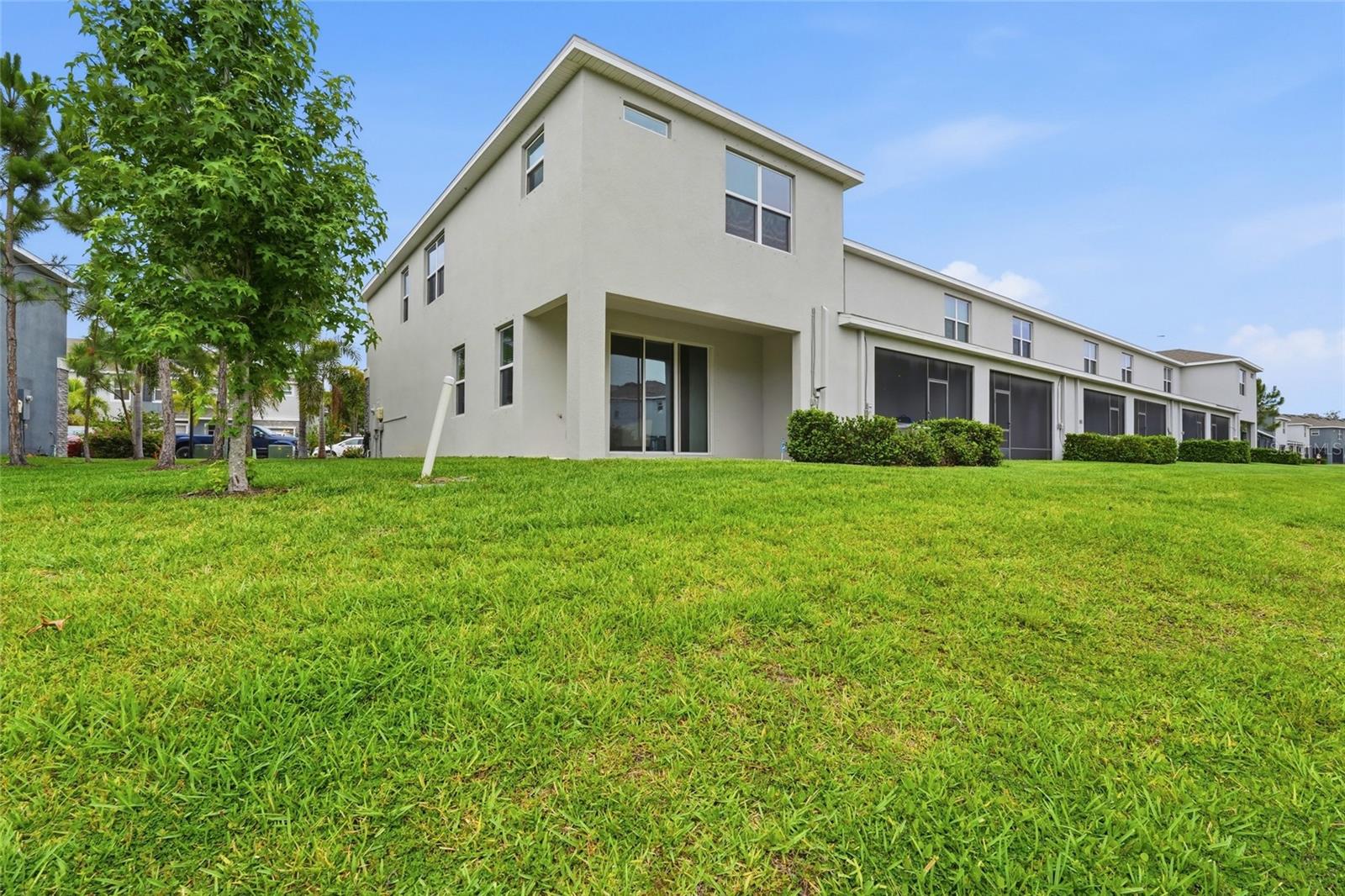 LANDING PH 1 - Residential