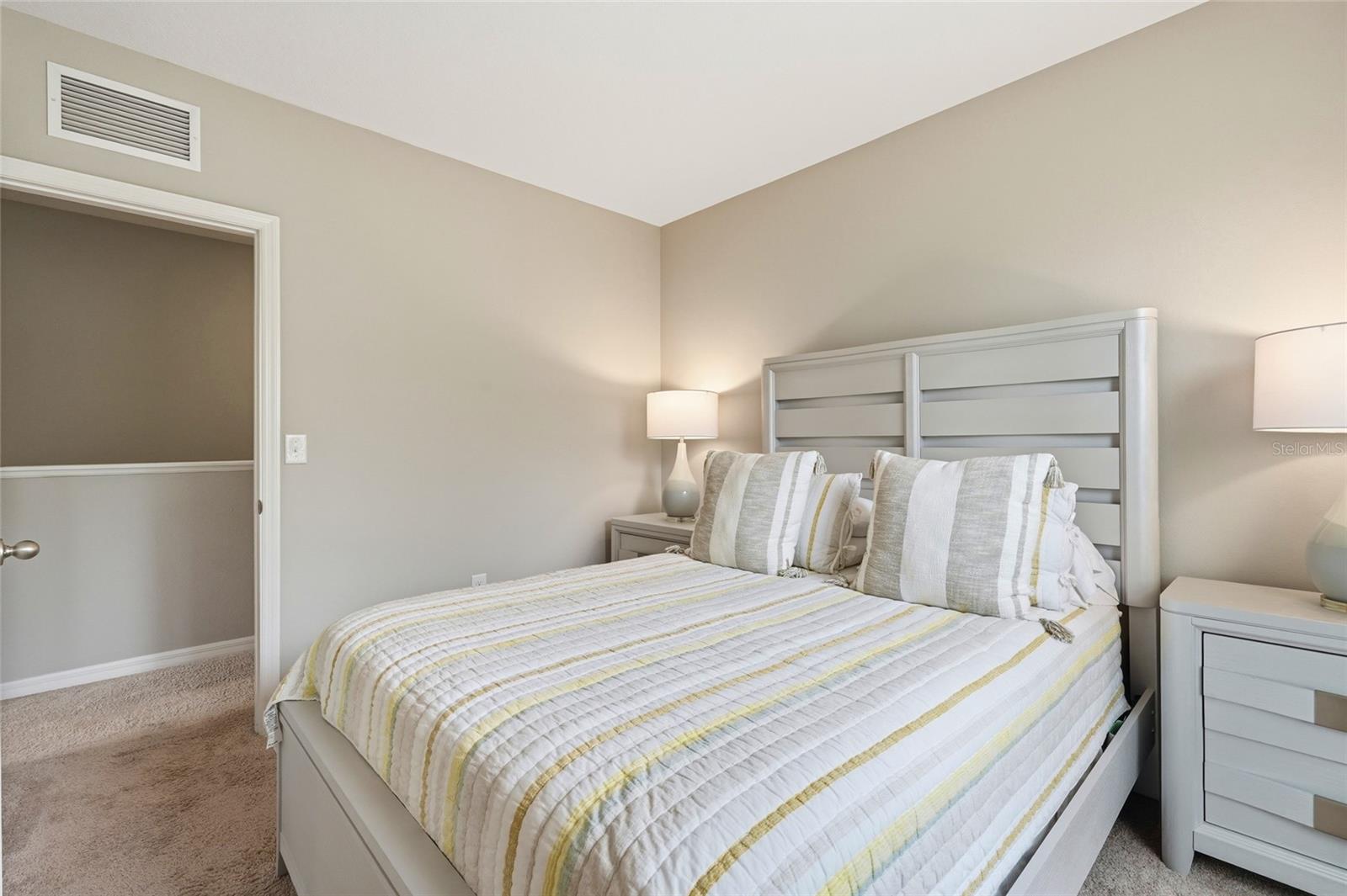 LANDING PH 1 - Residential