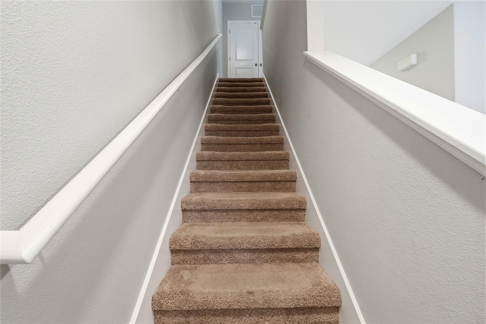 LANDING PH 1 - Residential
