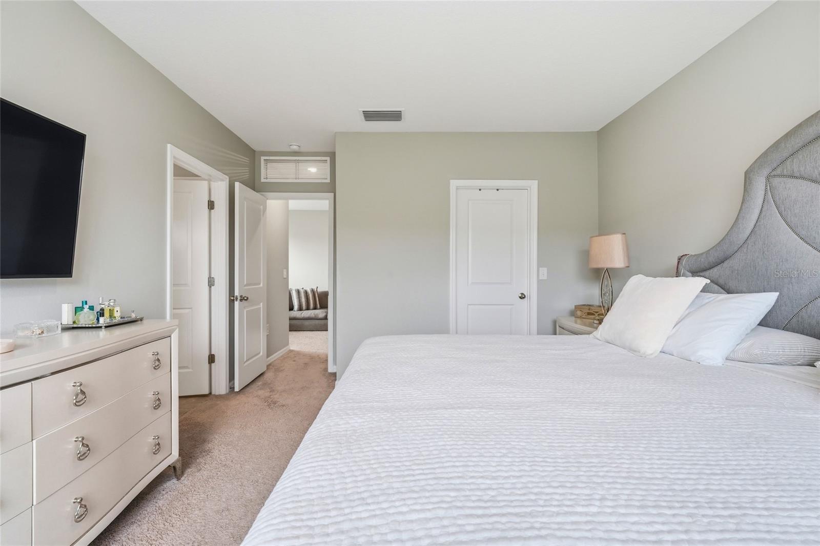LANDING PH 1 - Residential