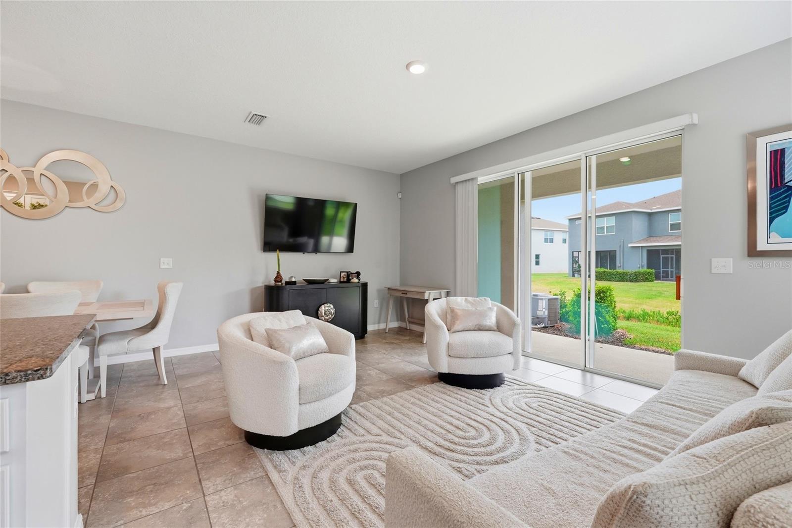LANDING PH 1 - Residential