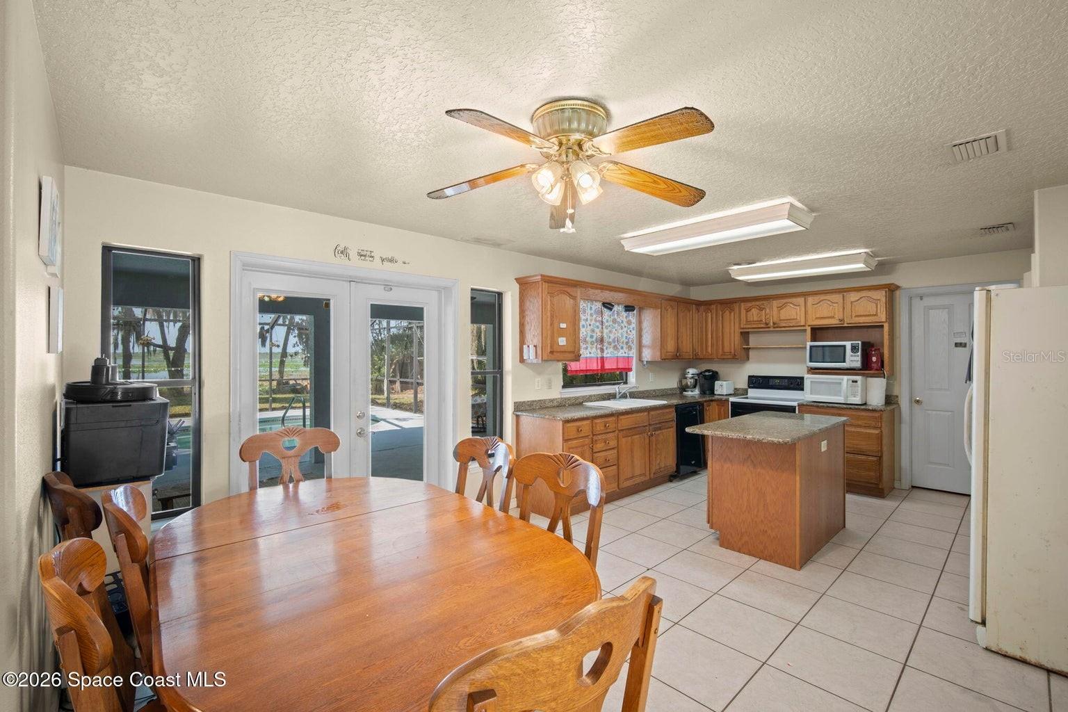 ACREAGE - Residential