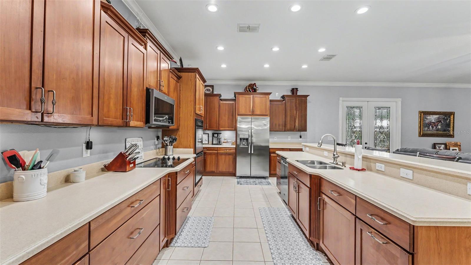HATCHWOOD ESTATES - Residential