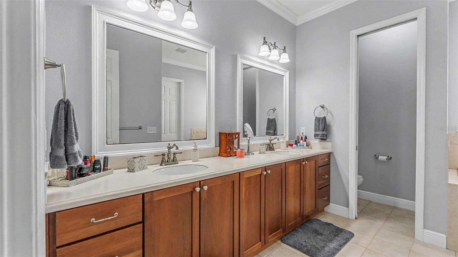 HATCHWOOD ESTATES - Residential