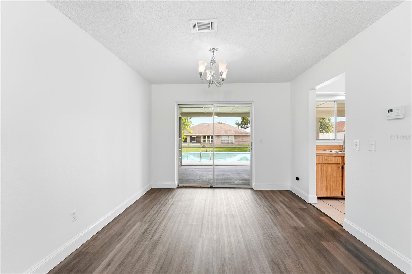 DELTONA LAKES UNIT 08 - Residential