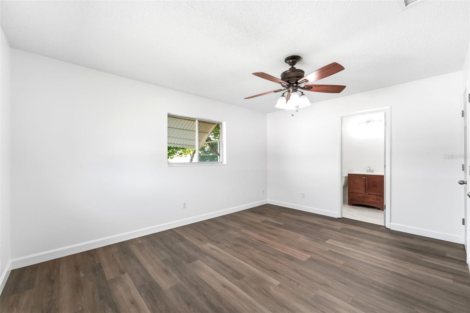 DELTONA LAKES UNIT 08 - Residential