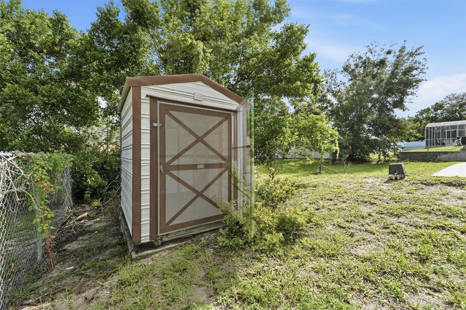 DELTONA LAKES UNIT 08 - Residential