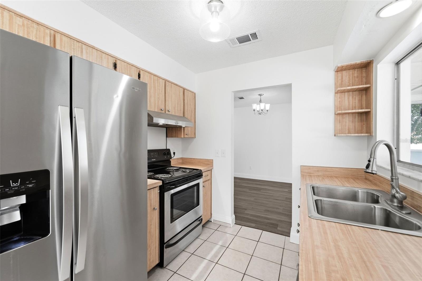 DELTONA LAKES UNIT 08 - Residential