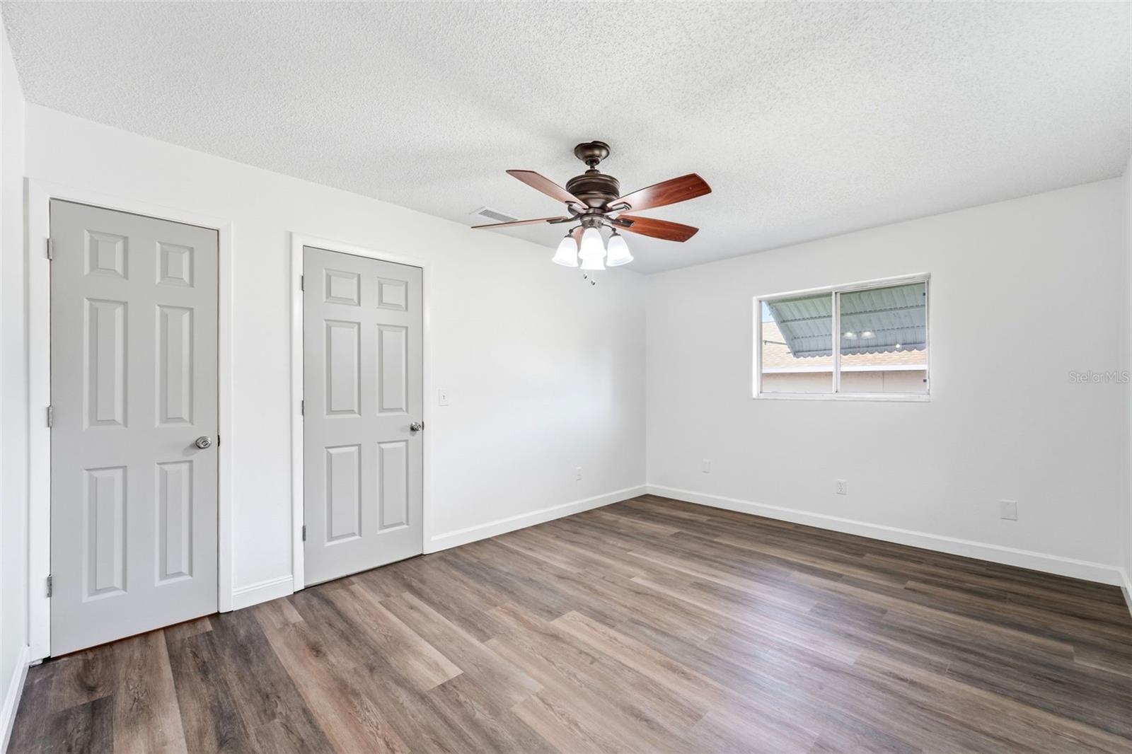 DELTONA LAKES UNIT 08 - Residential