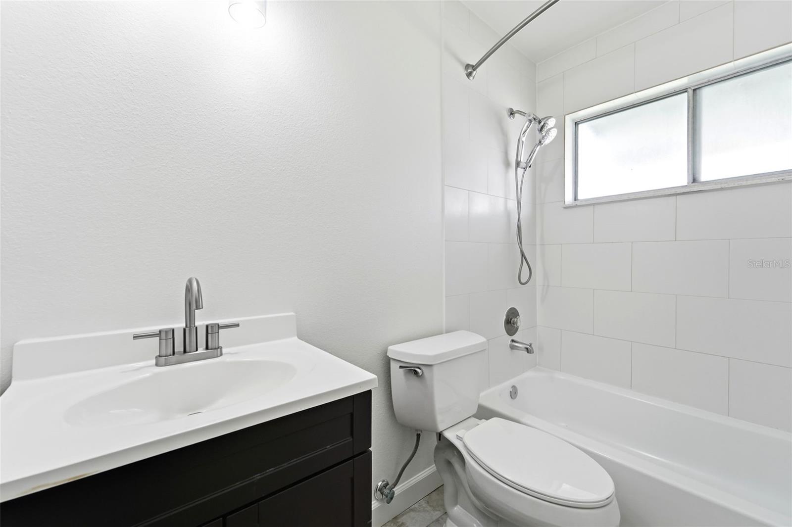 DELTONA LAKES UNIT 08 - Residential
