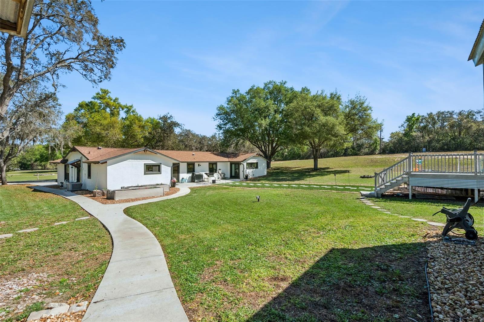 VINOLA GARDENS - Residential