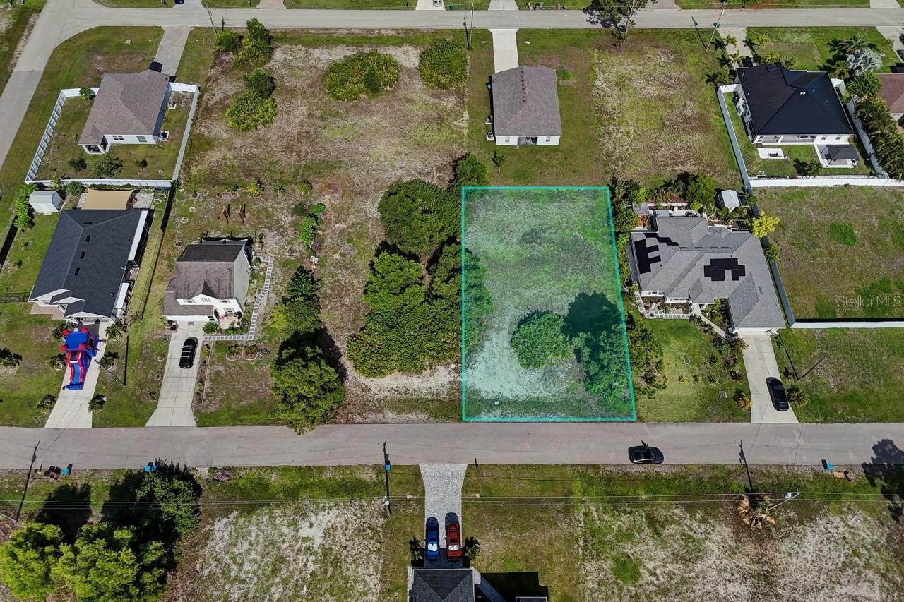 CAPE CORAL - Land