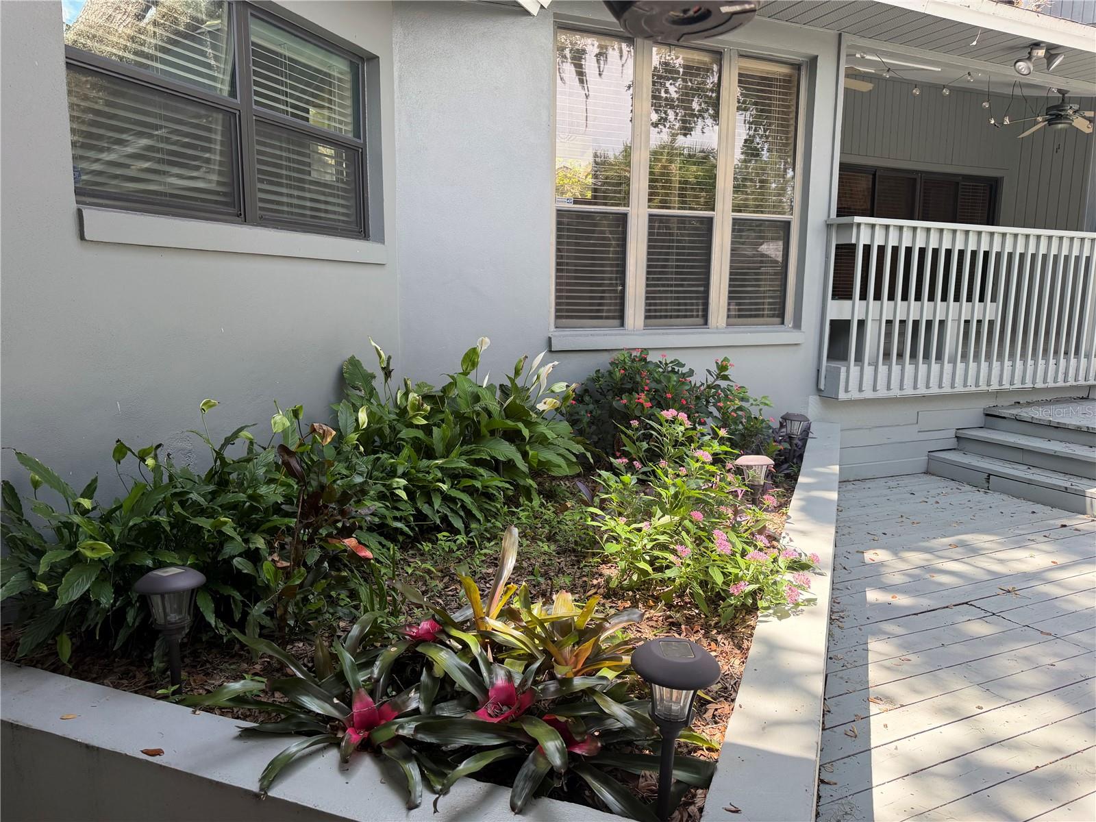 SOUTHERN OAKS - Residential