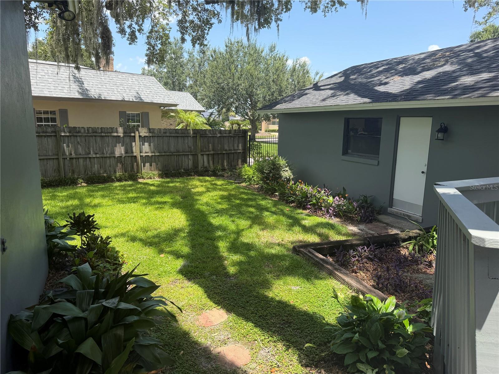 SOUTHERN OAKS - Residential