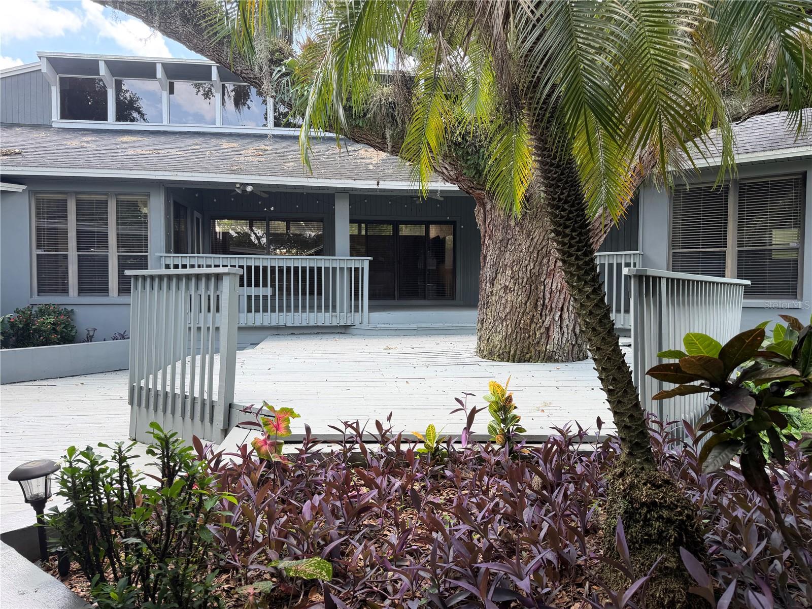 SOUTHERN OAKS - Residential