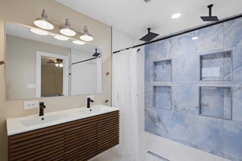 TOWN/BUNNELL - Residential